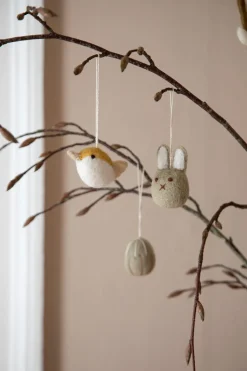 En Gry & Sif - handmade trio of bunnies