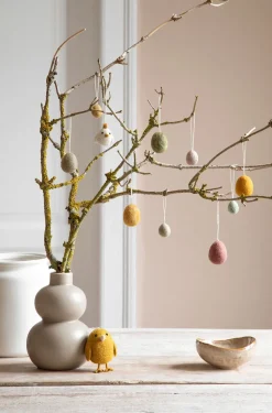 En Gry & Sif - three handmade felt embroidered eggs