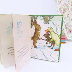 VINTAGE Ladybird book - Downy Duckling (1974)